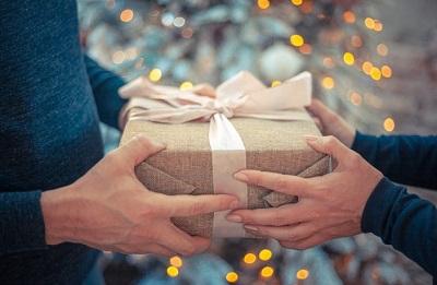 image of gift giving 
